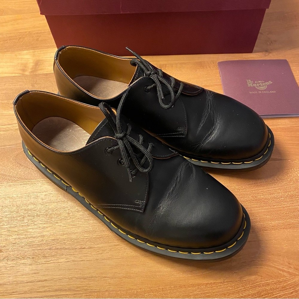 Dr Martens 1461 made in England